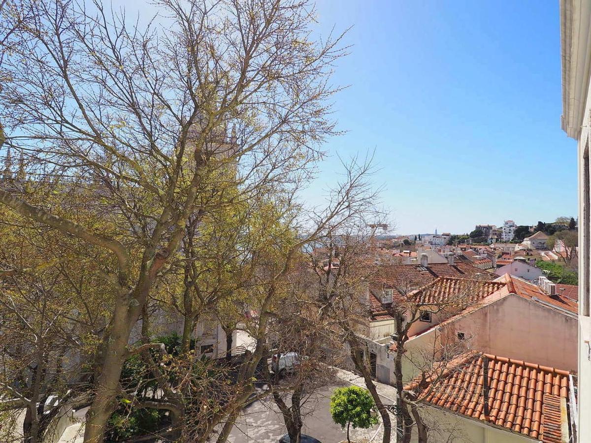 Mosteiro - Lissabon Altstadt Eksteriør billede