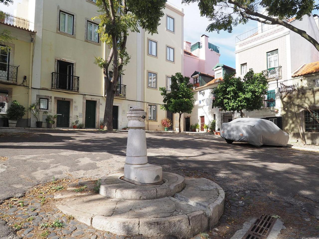 Mosteiro - Lissabon Altstadt Eksteriør billede